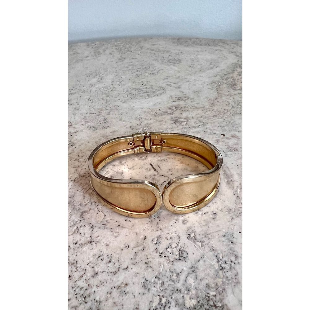 Sarah Coventry‎ Womens Gold Toned Vintage Hinged Bracelet